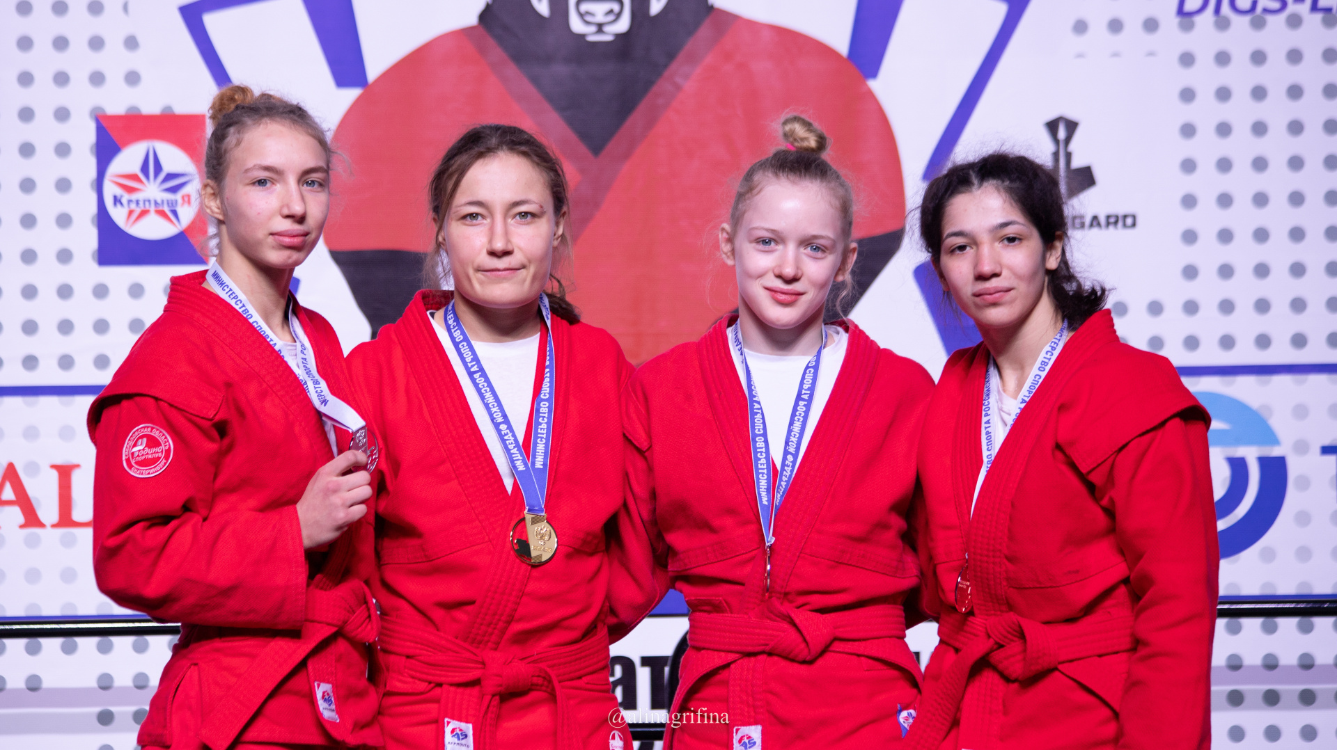 Лоткова и Луканина.jpg