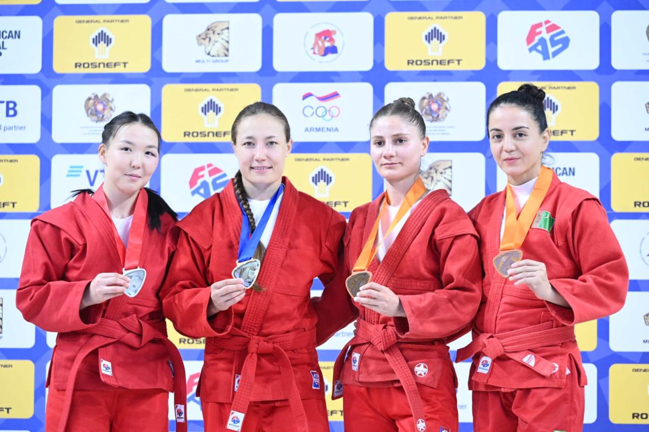 Лоткова.jpg