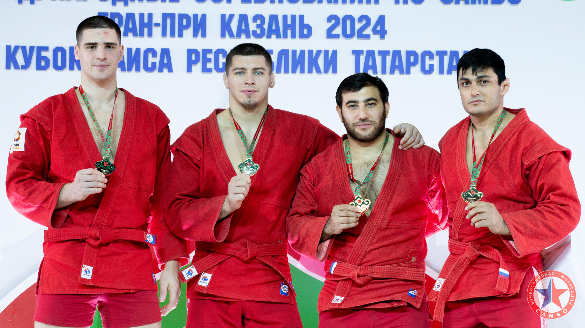 Кузнецов Аюбов.jpg