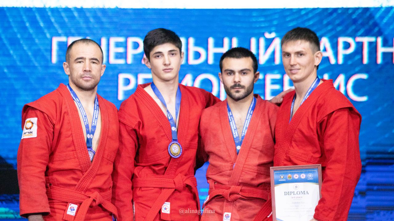 Турсунов.jpg